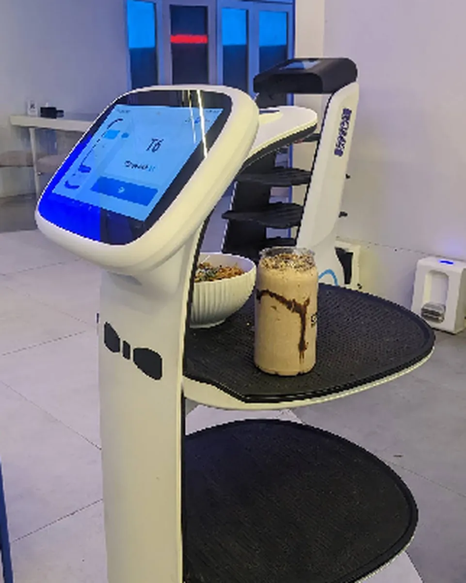 Robot service at Caffix